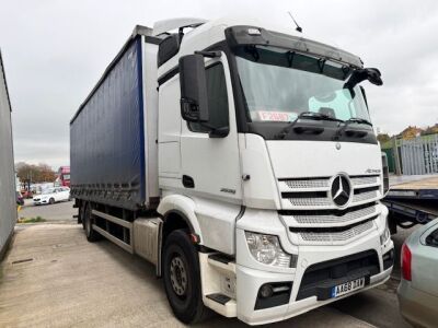 2018 Mercedes Arocs 2436 Streamspace 6x2 Rear Lift 8.5m Curtainside Rigid