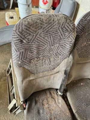 3x Scania Cloth Seats - 4