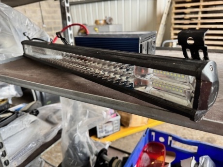 Unused 12/24V 30inch Light Bar