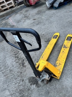 Pallet Truck - 2