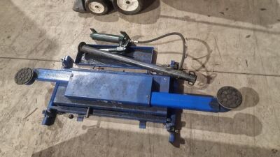 Hydraulic 2500kg Pit Jack - 3