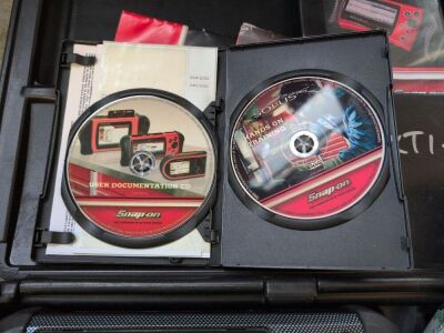 Snap-On Solus Pro Vehicle Scanner - 2