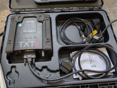 Texa Navigator TXTs Vehicle Scanner