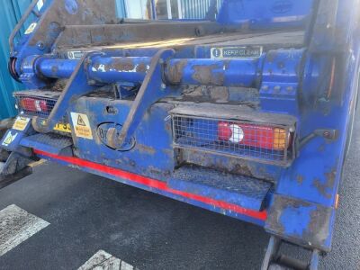 2017 Volvo FL 220 4x2 Telescopic Skip Loader - 4