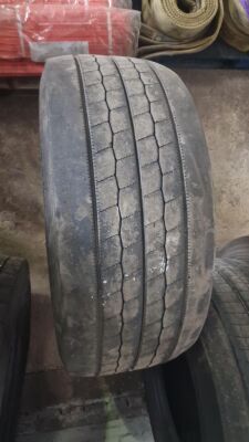 1x 385/55R22.5 Tyre