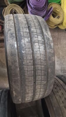 1x 385/55R22.5 Tyre