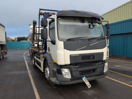 2017 Volvo FL 4x2 Telescopic Skip Loader 