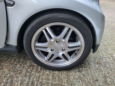 2007 Smart Car Convertible Car - 9