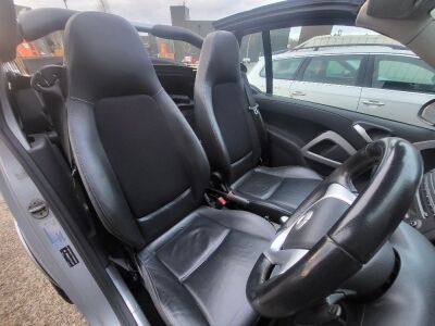 2007 Smart Car Convertible Car - 12