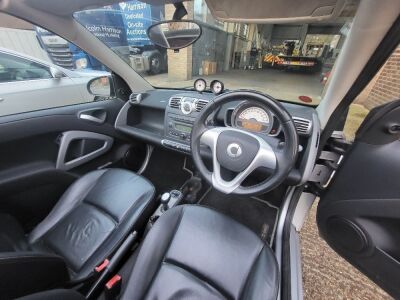2007 Smart Car Convertible Car - 14