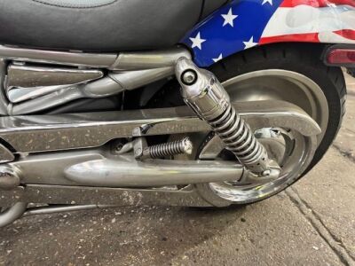 2004 Harley Davidson VRSA V-Rod Motorcycle - 9