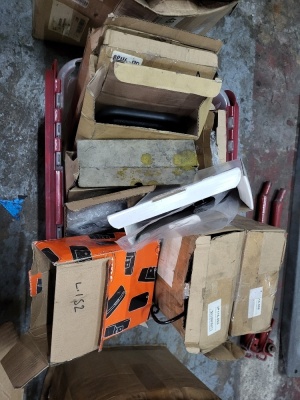 Large Quantity of Miscellaneous Vehicle Mirrors