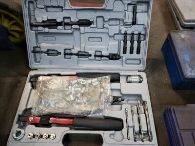 Rivet Gun Set