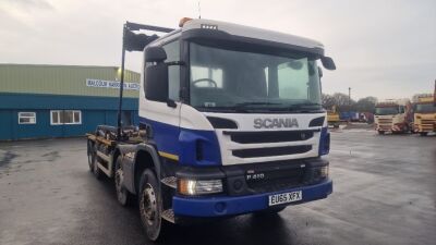 2015 Scania P140 8x4 Hook Loader