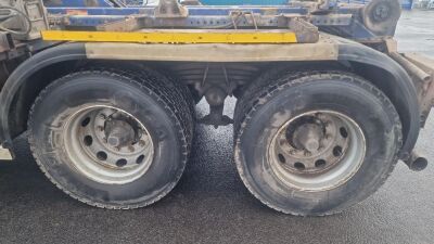 2015 Scania P140 8x4 Hook Loader - 17