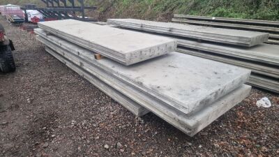 4x Concrete Panels