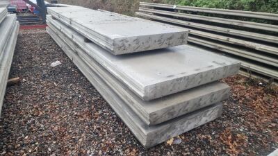 4x Concrete Panels