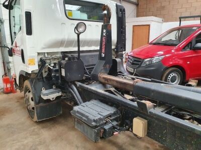 2008 Isuzu NQR 70 4x2 Small Hook Loader - 15