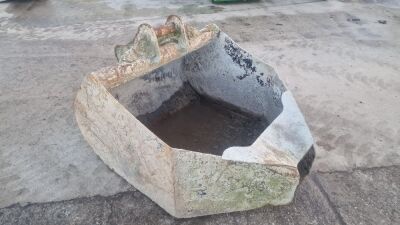 Concrete Pouring Bucket - 65mm Pins