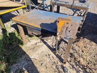 Steel Workbench with Vice