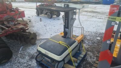 2012 24v Wave WAV50-118 Mobile Elevation Work Platform - 4