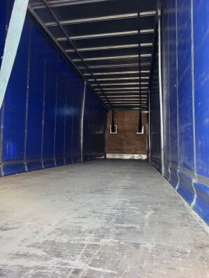 2004 SDC Triaxle Curtainside Trailer - 8