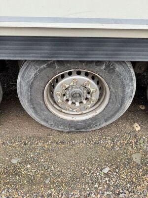 2009 Schmitz Triaxle Fridge Trailer - 15