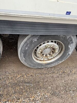 2009 Schmitz Triaxle Fridge Trailer - 19