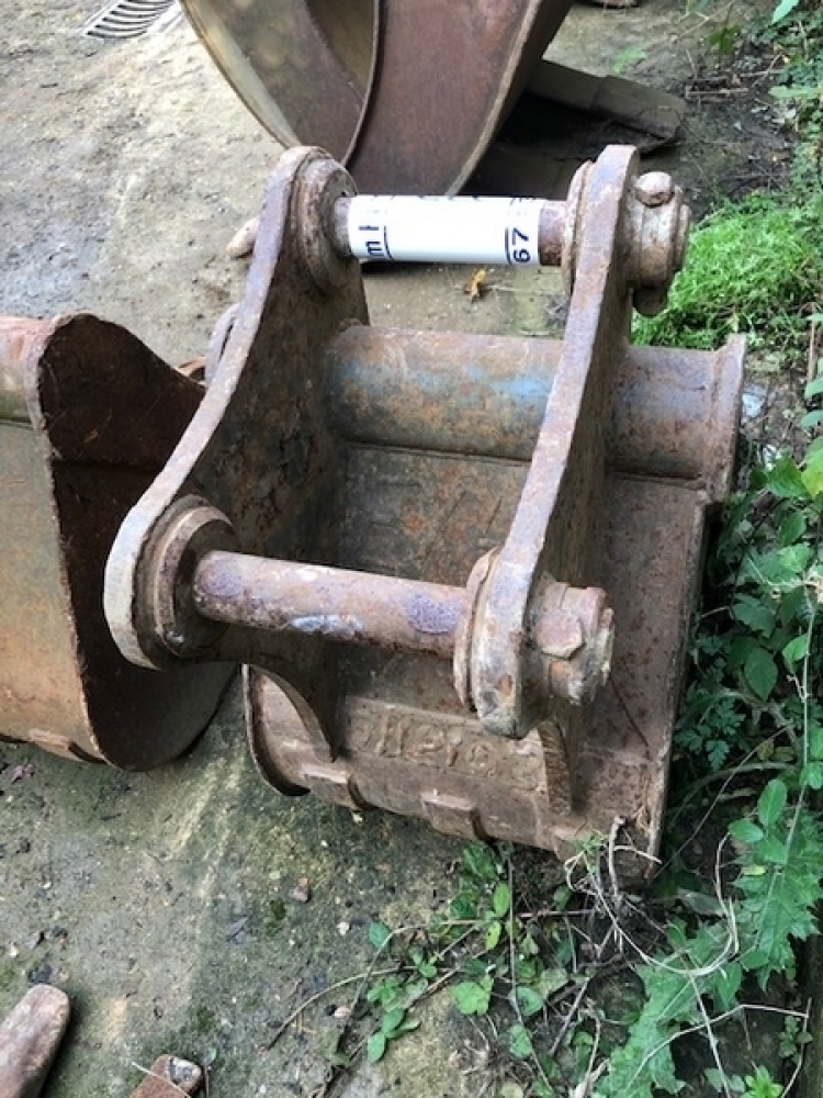 18 Inch Digging Bucket 45mm Pins Malcolm Harrison