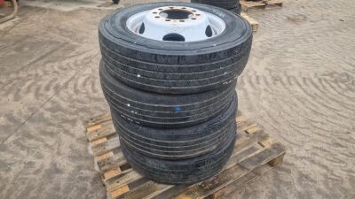 4x 225/70R19.5 Tyres & Rims