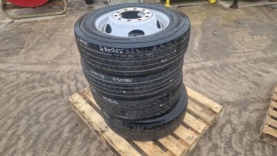 4x 225/70R19.5 Tyres & Rims