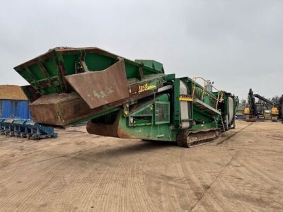 2015 McCloskey R155 5x16 Screen