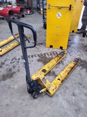 2T Pallet Truck - 2