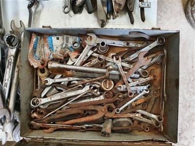 Qty of Misc Hand Tools  - 5