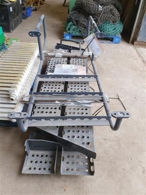 Unused Hitachi ZX490 Walk Ways - 2