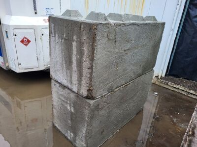 2 x Concrete Blocks