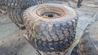 1 x 14.00R20 Tyre and Rim + 1 x 395/85 R20 XZL Tyre and Rim