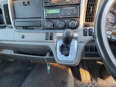 2017 Mitsubishi Fuso Canter 7C18 4x2 Beavertail  - 13
