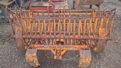 Hydraulic Grapple Attachment - 2