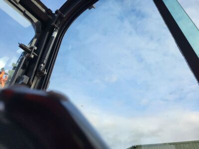 2013 Doosan DX80R Excavator - 9