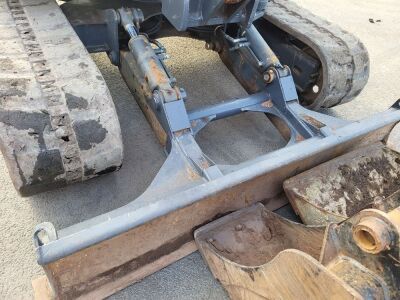 2013 Doosan DX80R Excavator - 13