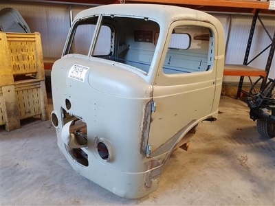 1948 Commer QX 4x2 Chassis Cab - 2