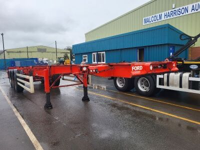 2005 Dennison Triaxle Skelatal Trailer