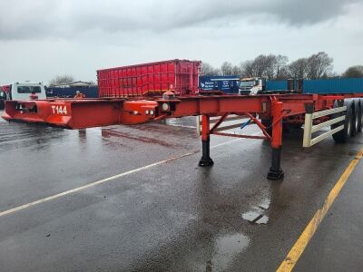2005 Dennison Triaxle Skelatal Trailer - 2