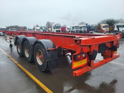2005 Dennison Triaxle Skelatal Trailer - 4