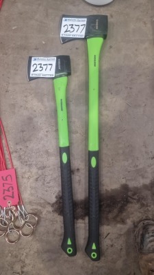 2x Axes