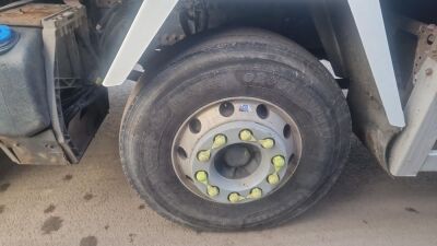 2015 Renault C430 Comfort 8x4 Tipper - 11