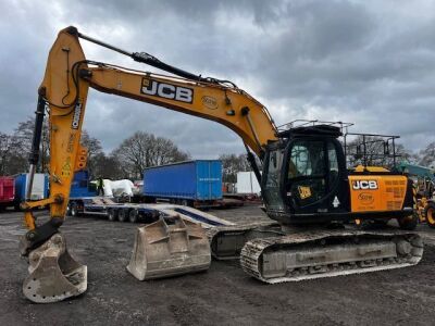 2015 JCB JS220LC- T4 Excavator