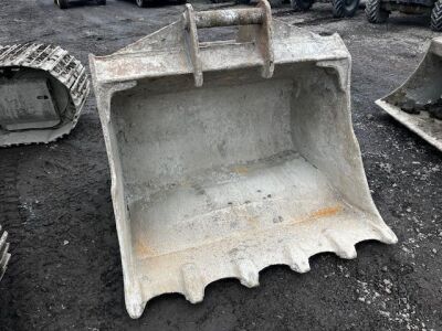 2015 JCB JS220LC- T4 Excavator - 6
