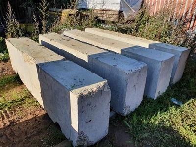 4 x Concrete Barrier Blocks 